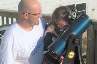 Image 2 - Laptop astronomy: Helping my daughter learn about eye placement